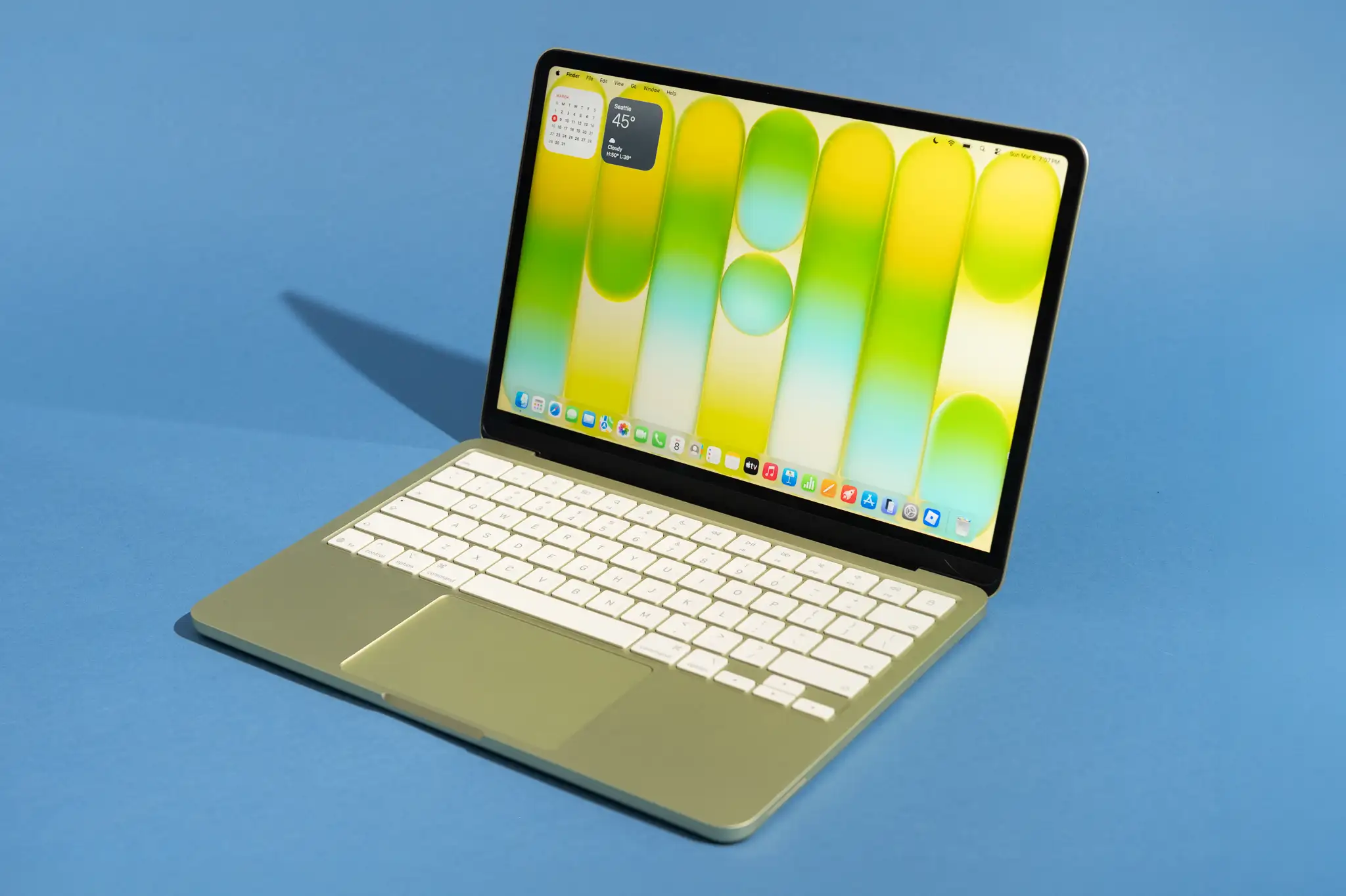 MacBook Neo наконец-то можно взять по адекватной цене. Вот где продают самые дешевые ультрабуки Apple