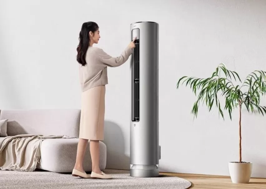 Xiaomi представила мощный кондиционер, для которого не нужно сверлить стену. Он может не только охлаждать, но и греть