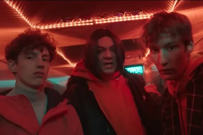 Филипп Киркоров на съемках клипа «Цвет настроения синий» 