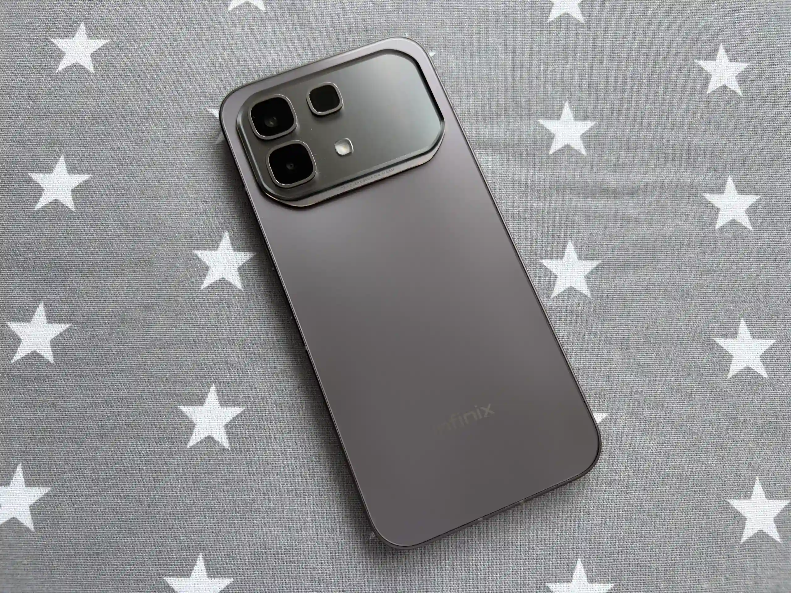 Смартфон Infinix Note 60 Pro