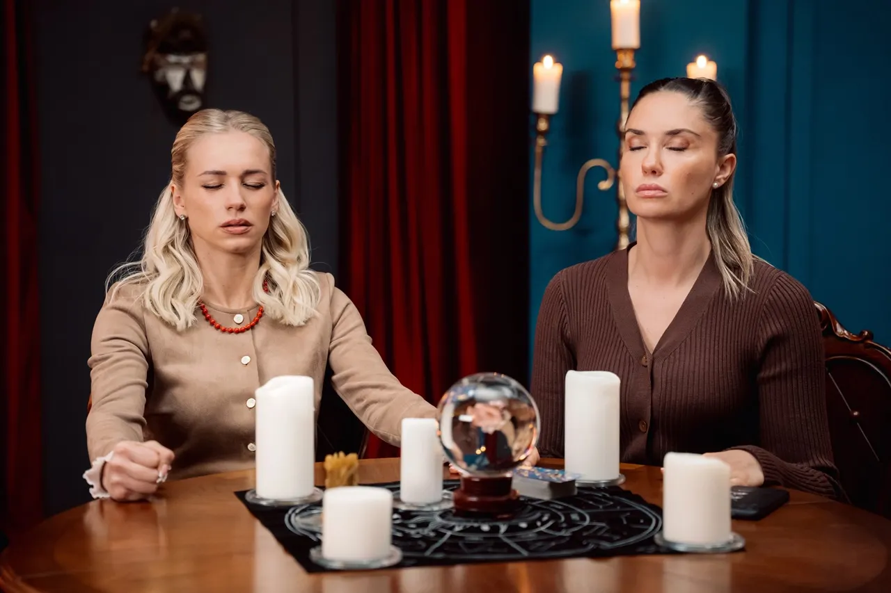 СТС продлил успешный мистический сериал. У русской версии «Зачарованных» будет второй сезон