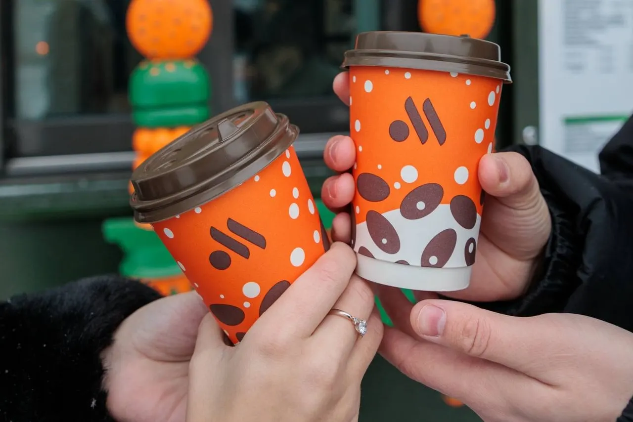 Известный бариста оценил кофе из русских фастфуд-сетей. Сравниваем «Вкусно – и точка» с «Бургер Кинг» и «Ростикс»