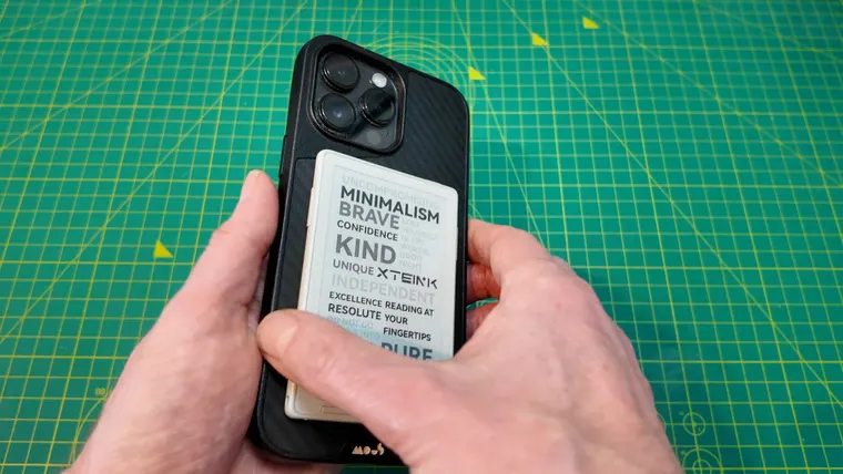 Создан самый гениальный аксессуар для iPhone. Он превратит устройство в Йотафон