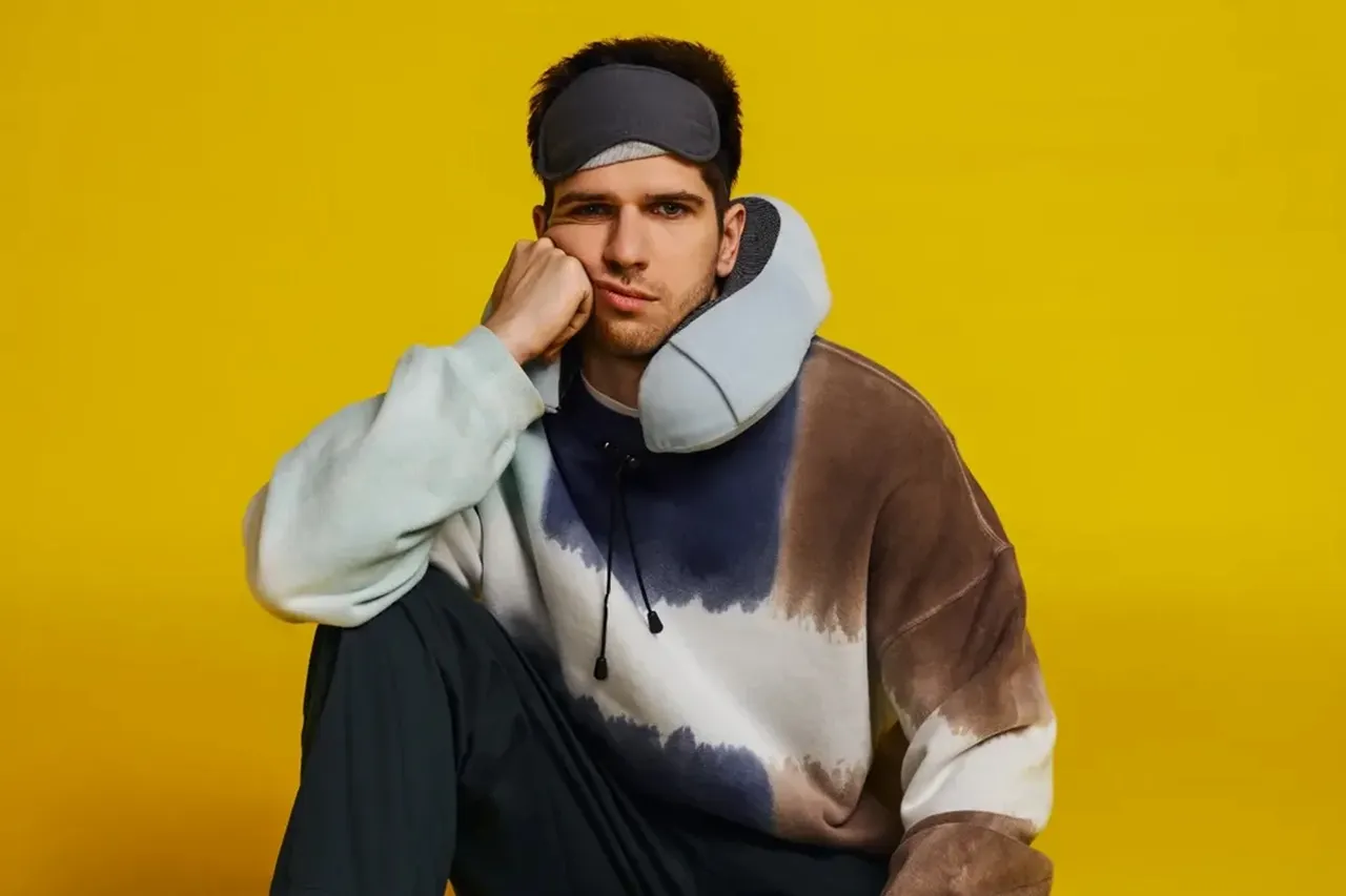 Руслан Усачев, похоже, не сам наговаривает текст в своих роликах. Как блогер вырулил из этой ситуации?