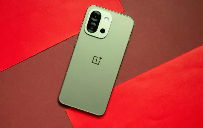 OnePlus 13S