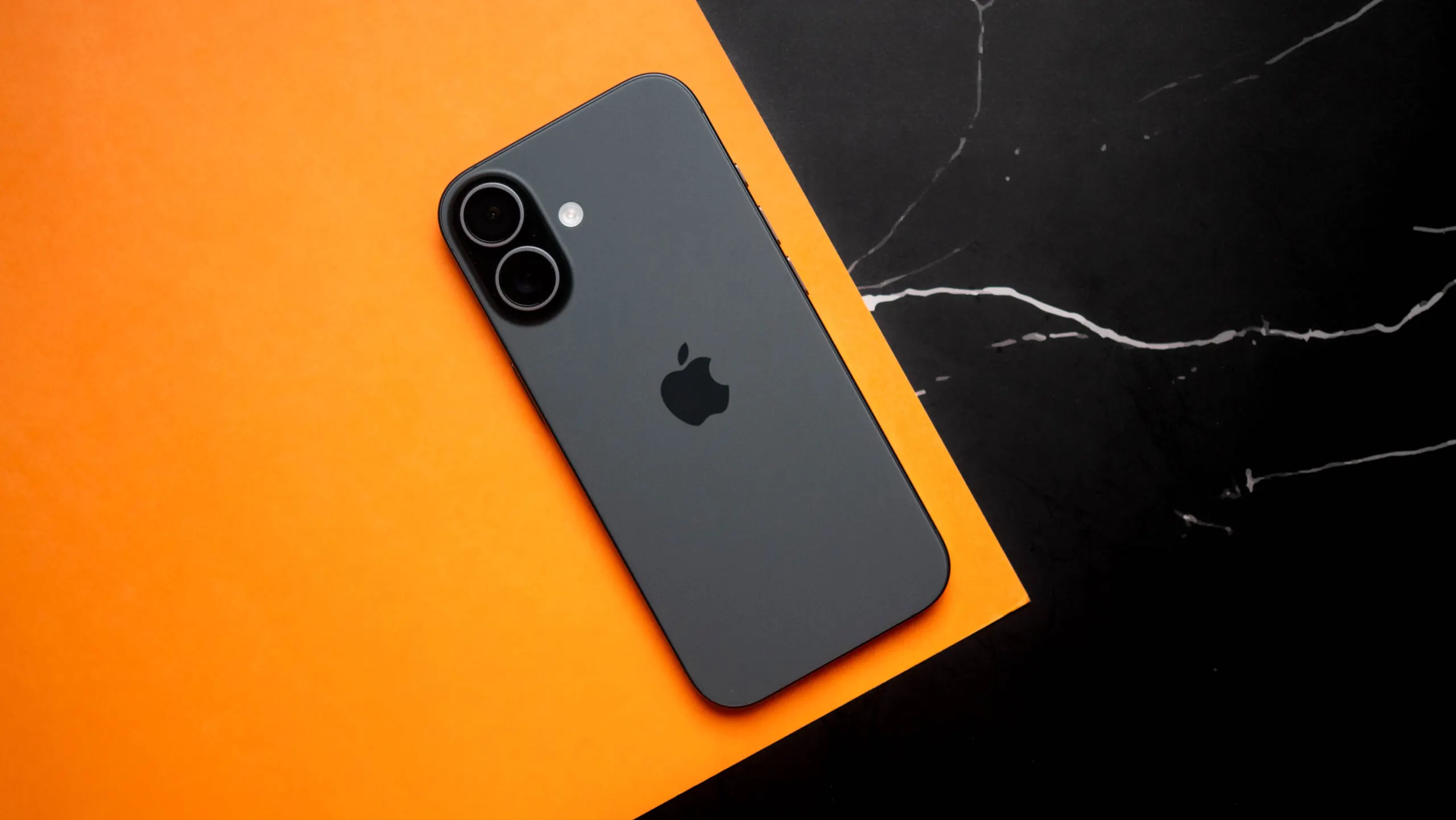 Нашли лучшую цену на iPhone 17. Хватаем, пока он не подорожал