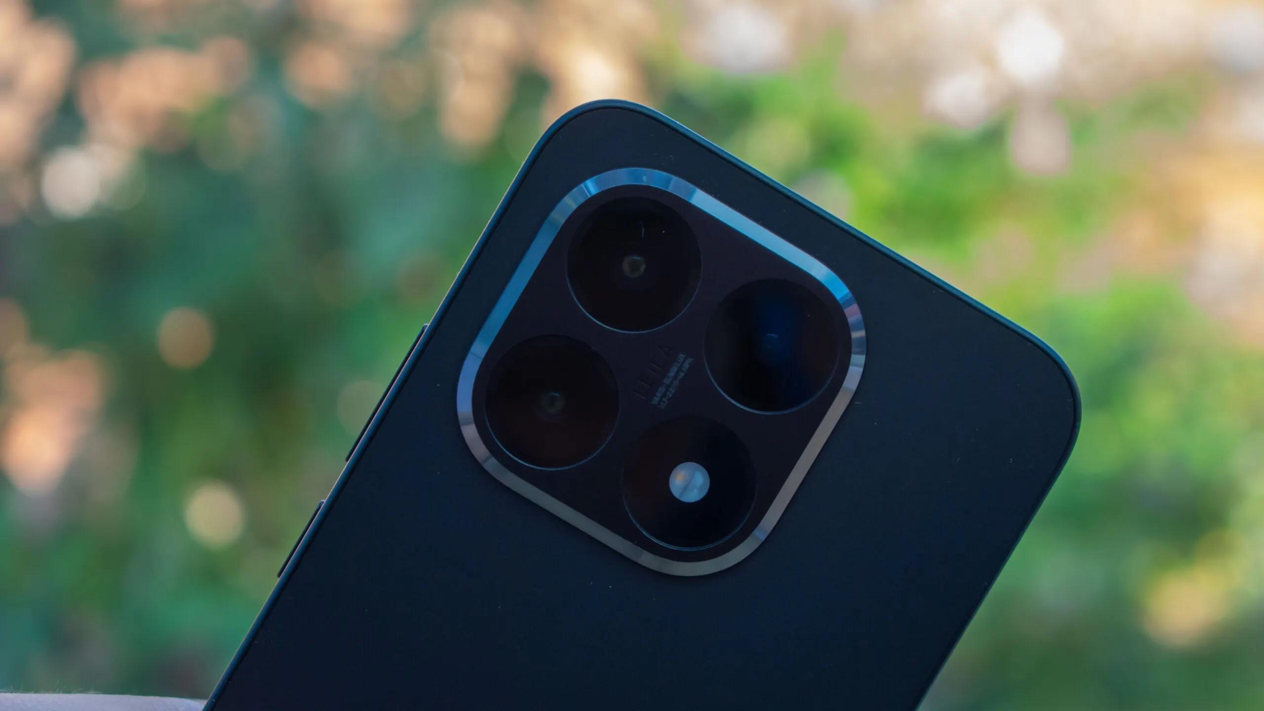 Xiaomi 15T буквально обесценился. Это один из лучших субфлагманов на рынке 