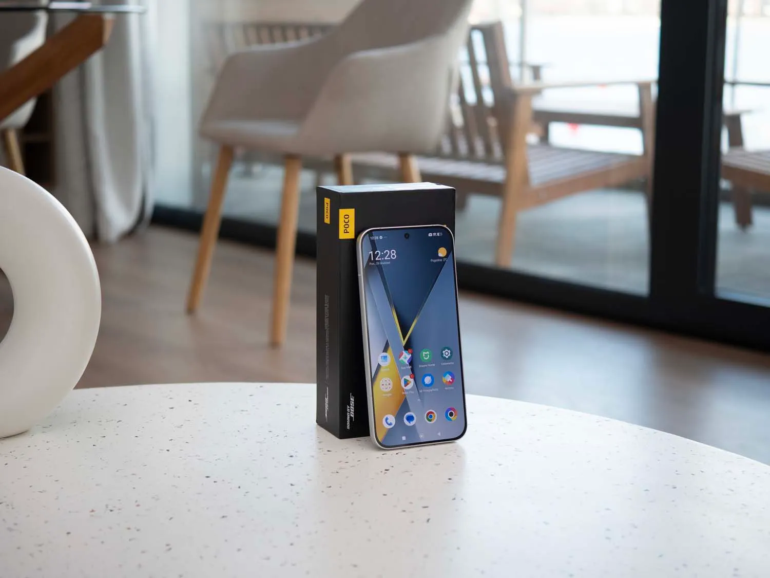 Главный Xiaomi Poco рухнул в цене. Это самый выгодный флагман на рынке