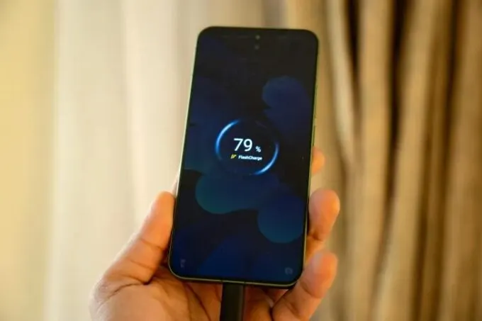 Vivo X300 FE