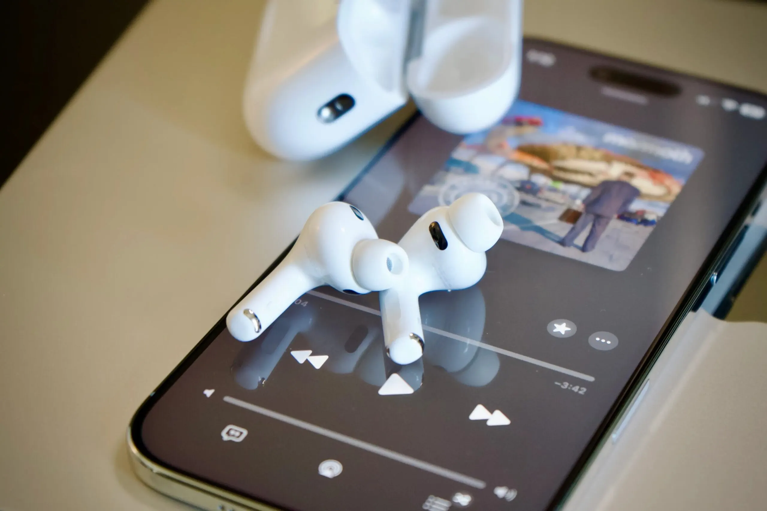 Самое время брать AirPods Pro 3. Так дешево они еще не стоили