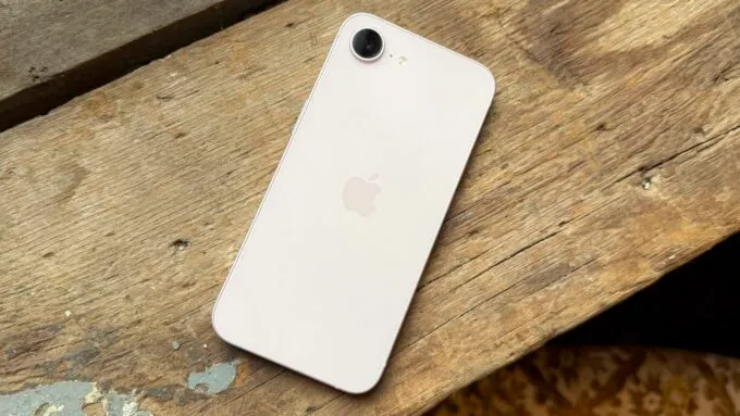iPhone 17e
