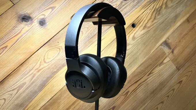 JBL 770NC