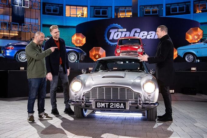 Последние ведущие Top Gear на BBC – Крис Харрис, Фредди Флинтофф и Пэдди Макгинесс (слева направо)
