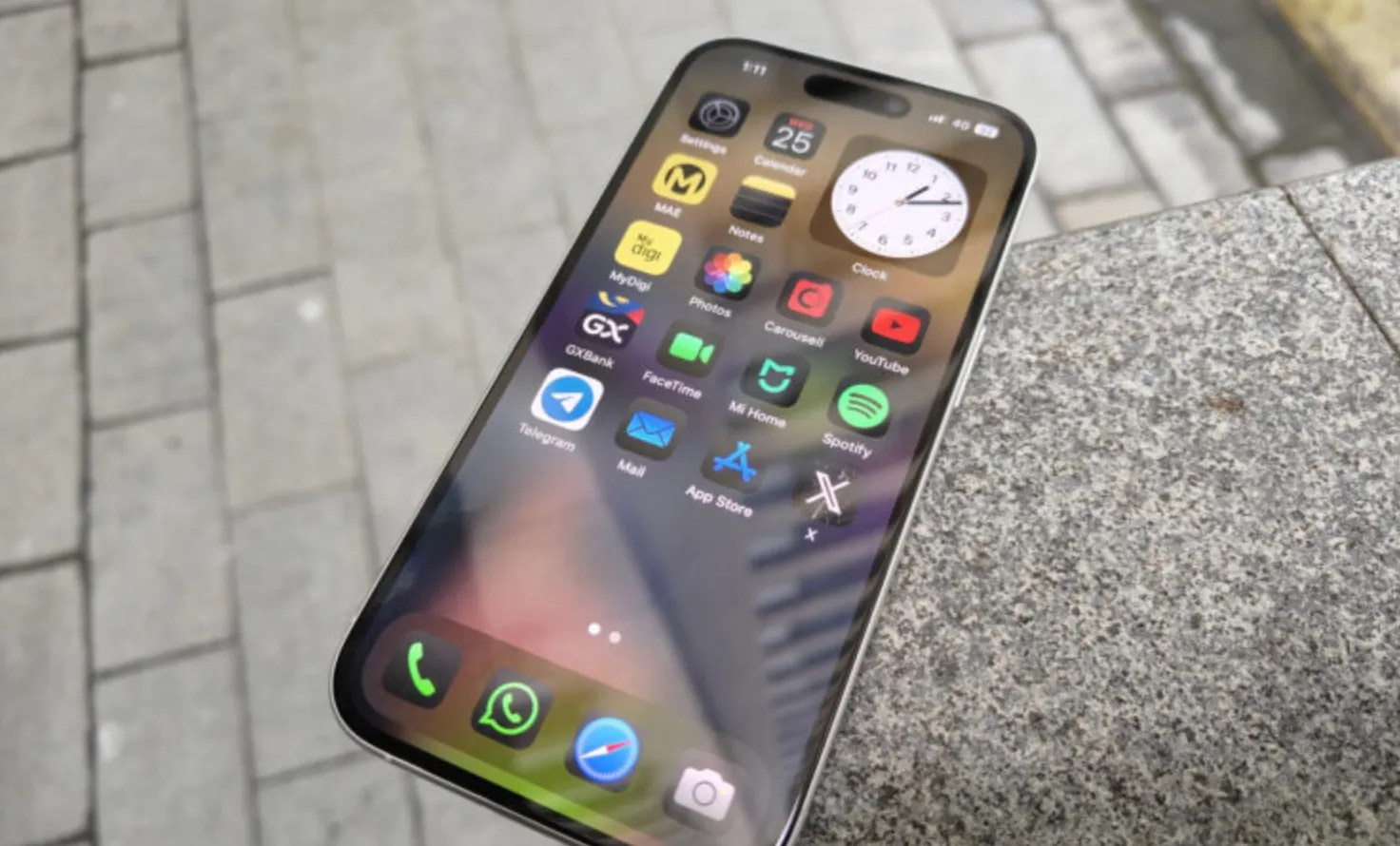 Почти все новые iPhone подешевели в мае. Какие модели разумнее брать сейчас?