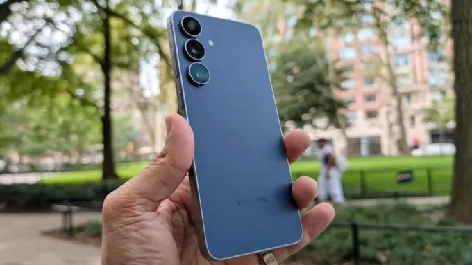 Samsung Galaxy S25 FE