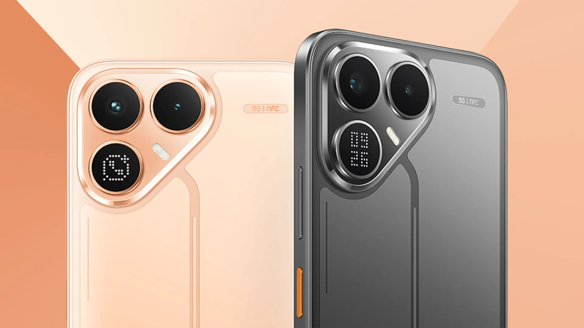 Вышел Tecno с двумя экранами. Зачем второй?
