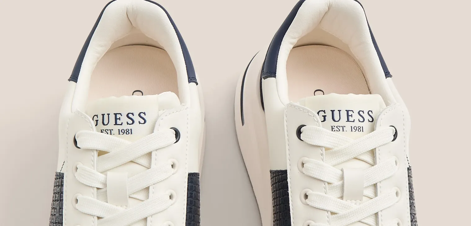 Эти кроссовки и кеды – лучшее от Guess. Их можно взять за полцены