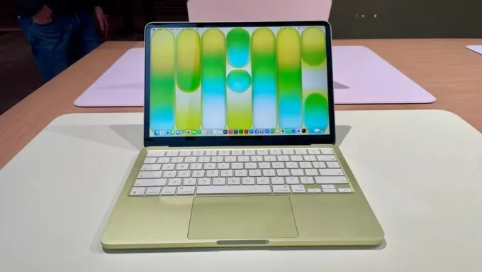 MacBook Neo 