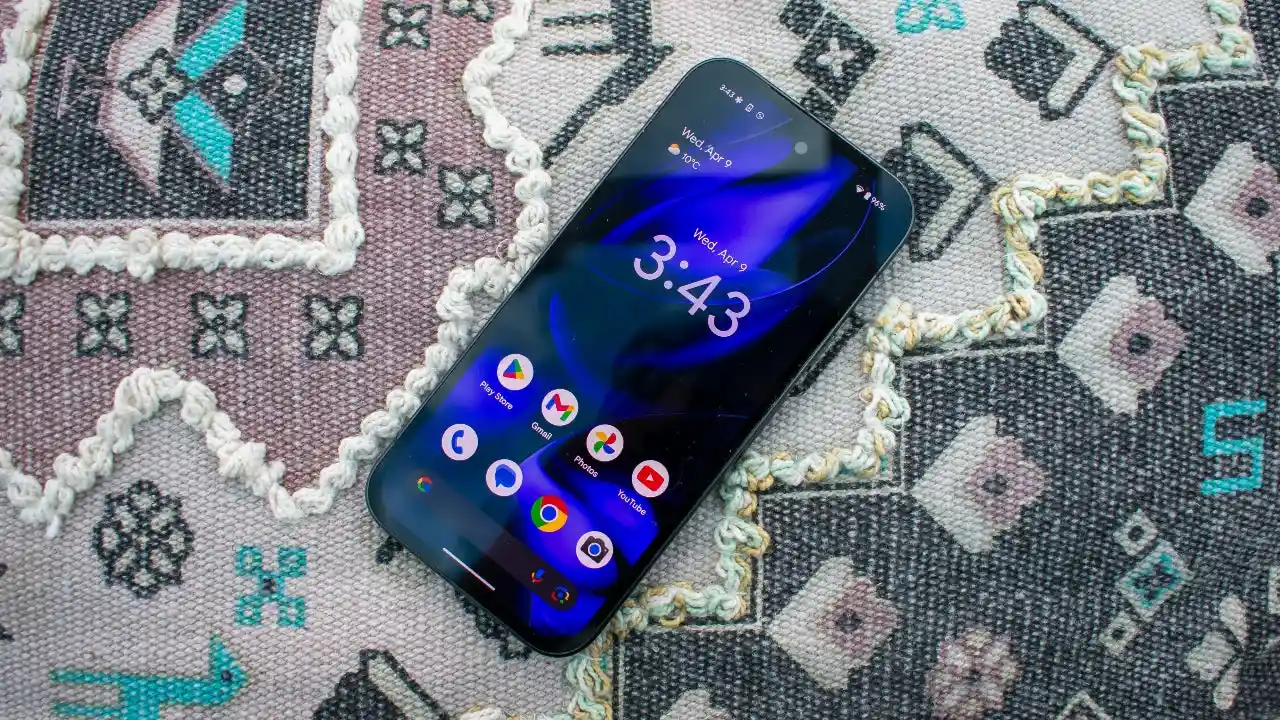 Этот Google Pixel — самый выгодный камерофон бренда. Его сейчас отдают по минимальной цене
