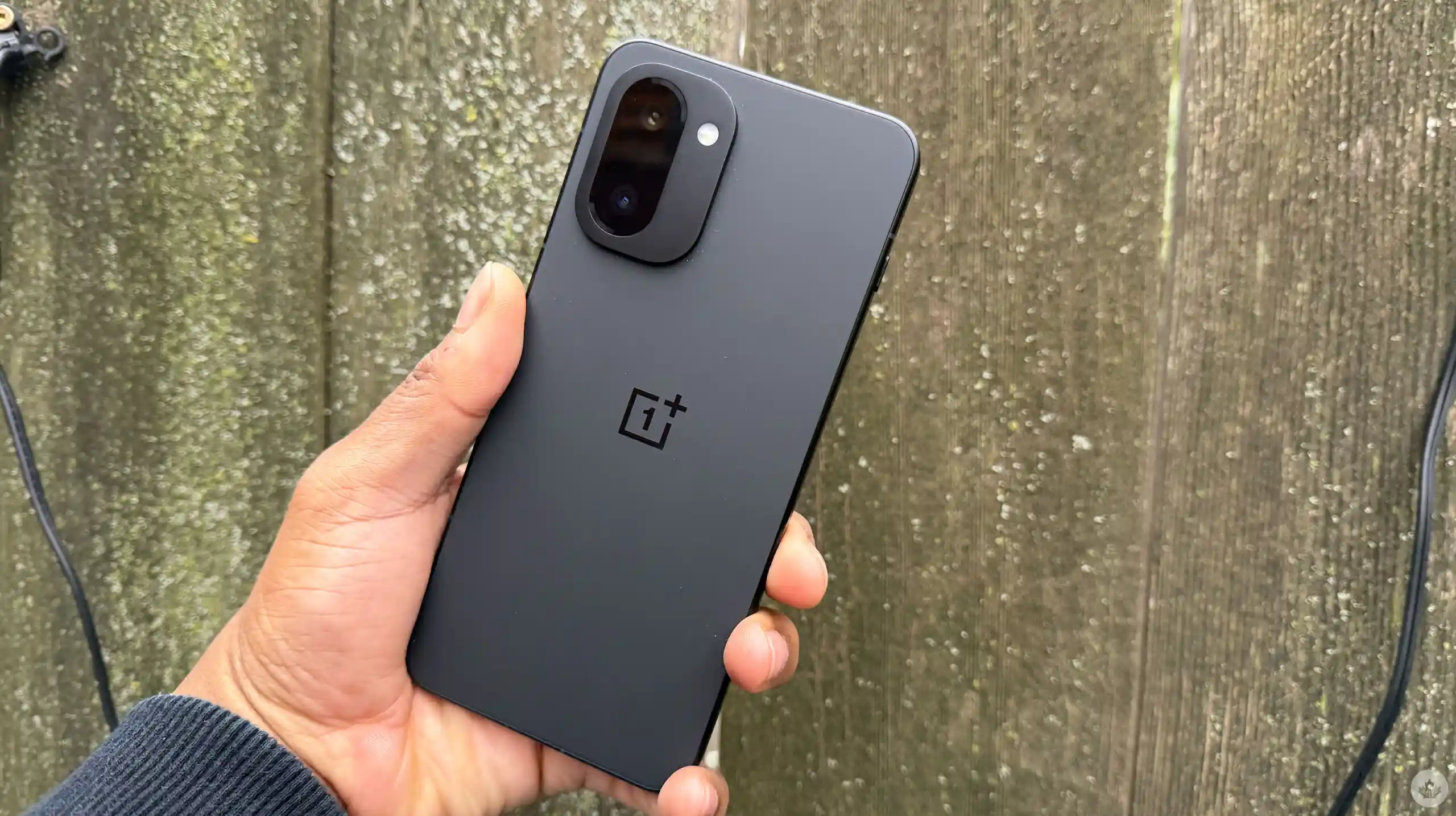 Почему OnePlus 15R невероятно хорош за свой прайс? Один из лучших до 40 тысяч