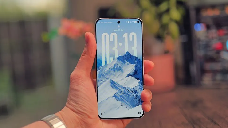 «Перешел с iPhone 17 Pro». Недооцененный компакт Vivo подешевел на Маркете 