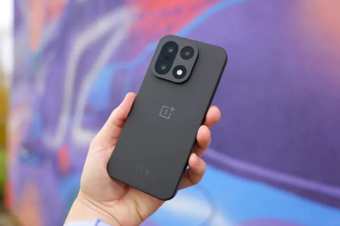 OnePlus 15