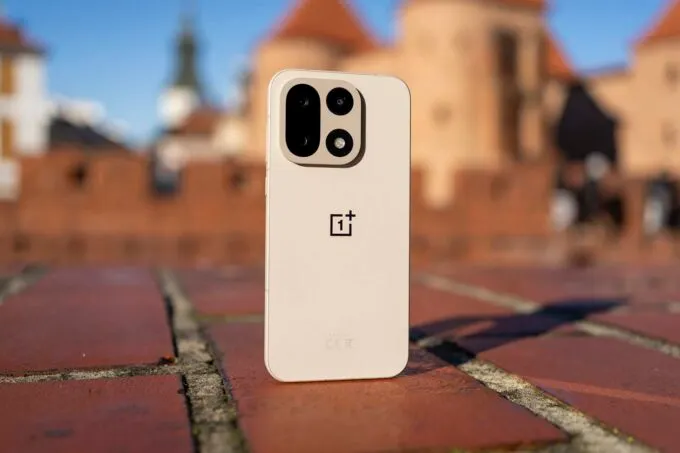OnePlus 15
