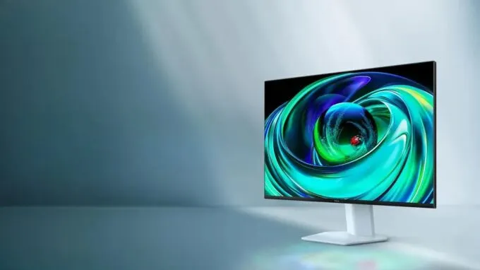 TCL MiniLED 24 G54