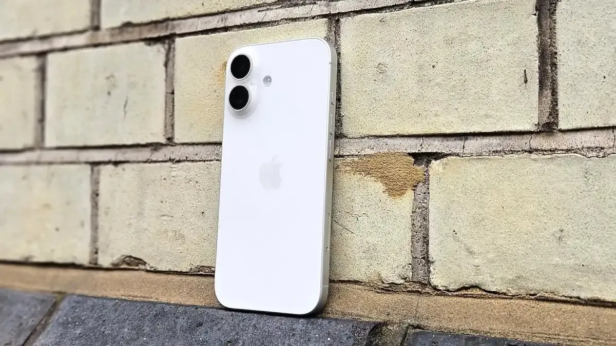 Нашли лучшую цену на iPhone 17. Это самый выгодный смарт Apple на сегодня