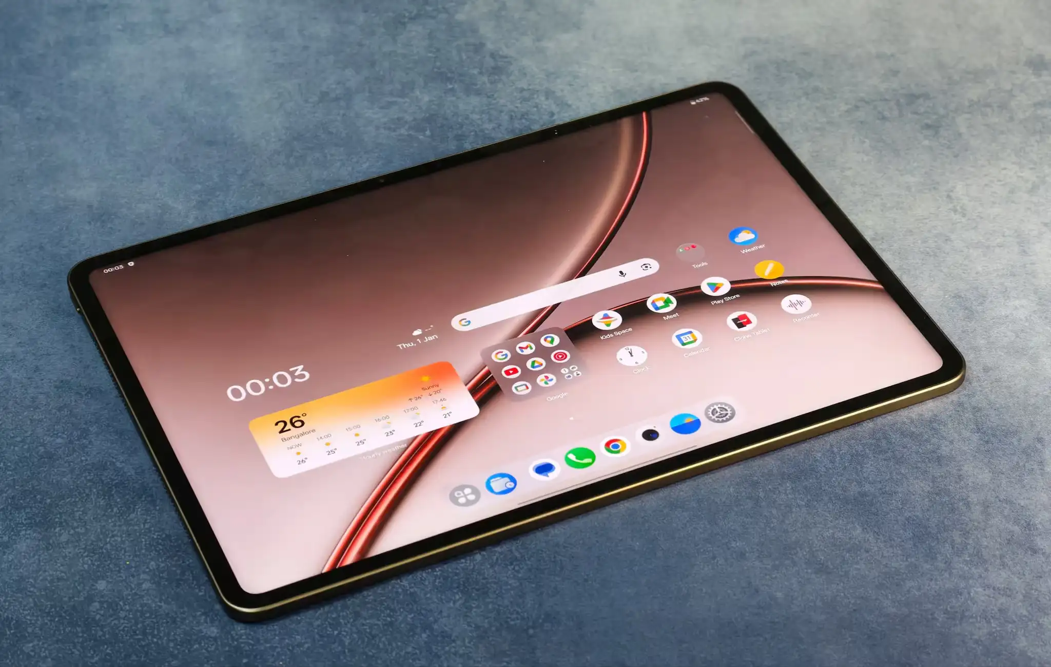 Новейший планшет OnePlus подешевел на Маркете. Это настоящий убийца iPad Pro