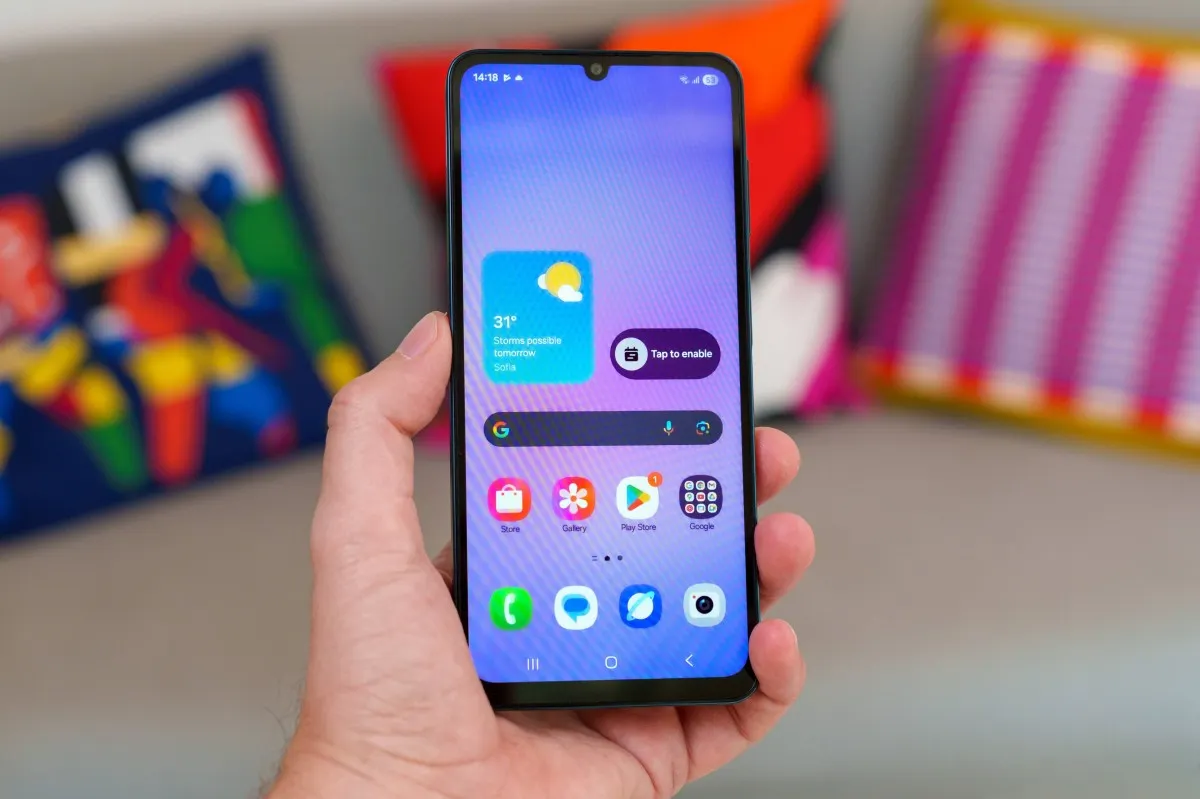 5 лучших смартфонов до 15 тысяч рублей. Среди них есть даже Samsung Galaxy