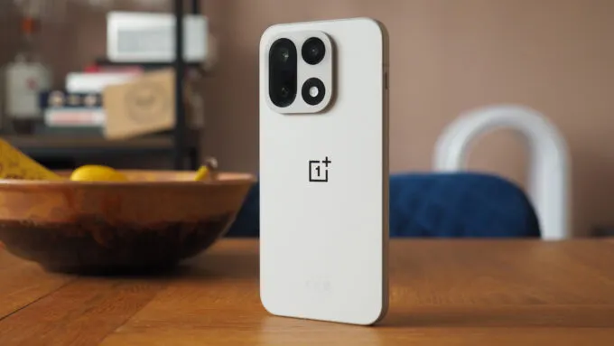 OnePlus 15