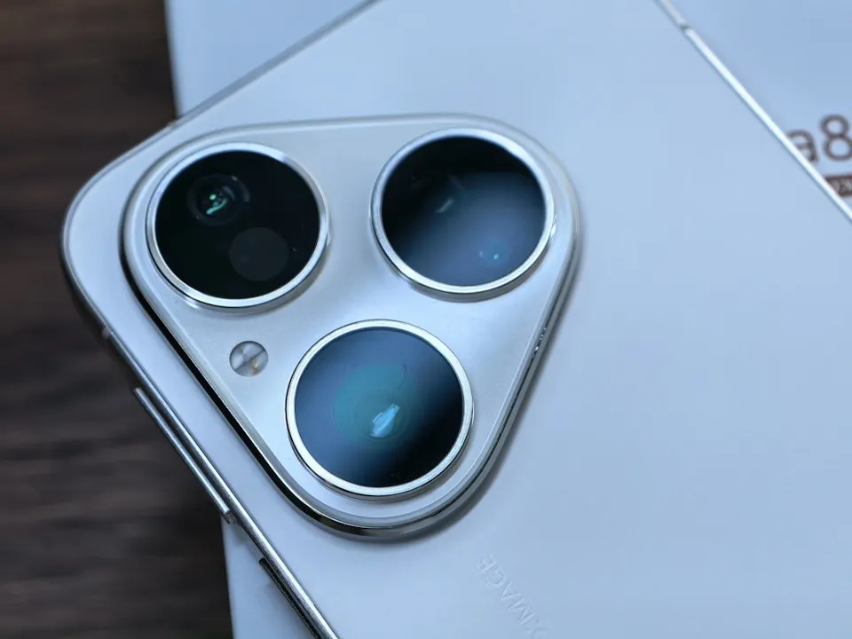 Недооцененный Huawei рухнул в цене. Это один из лучших камерофонов на рынке 