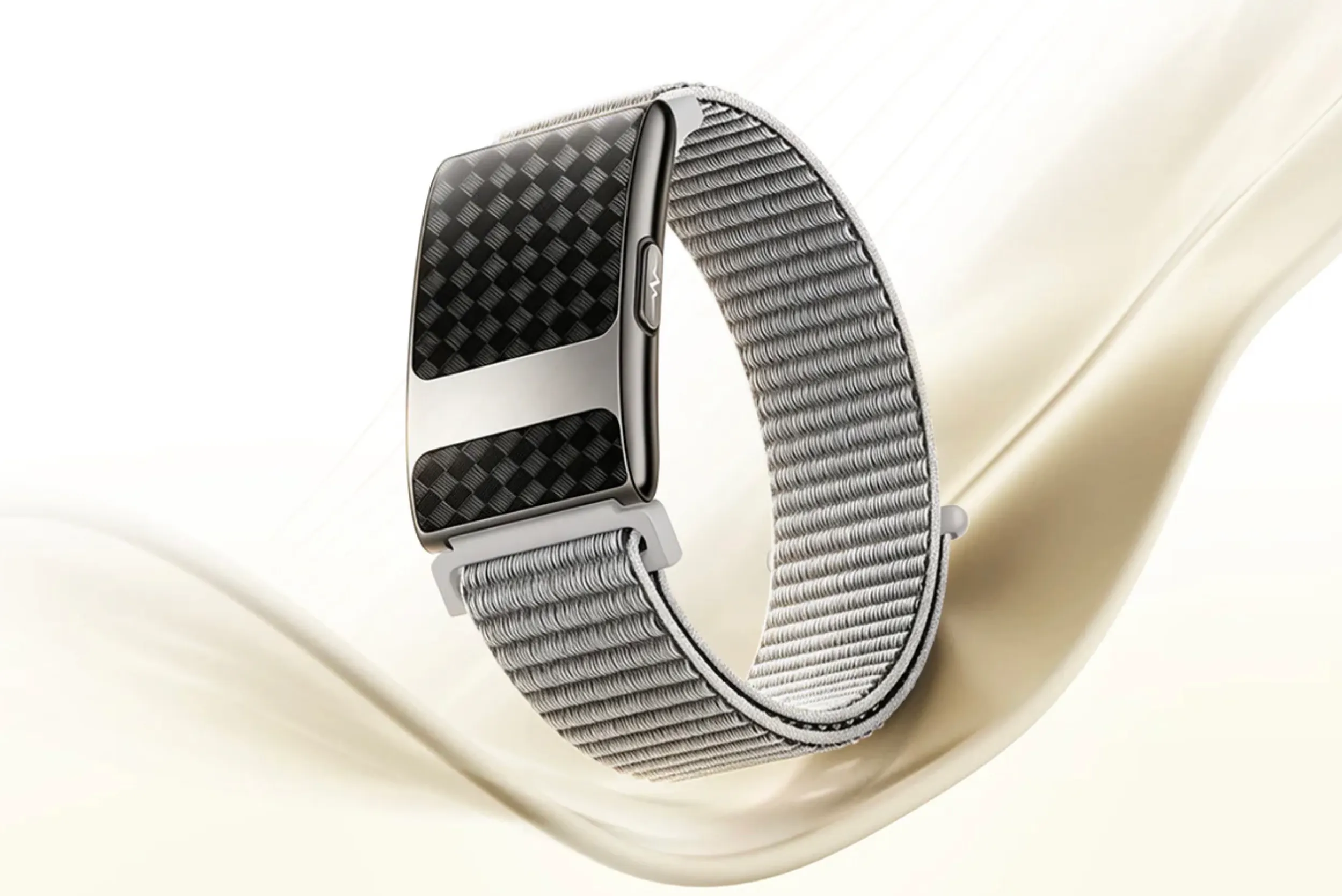Loop Air – недорогой убийца Whoop. У него тоже нет дисплея, но есть две уникальные фичи