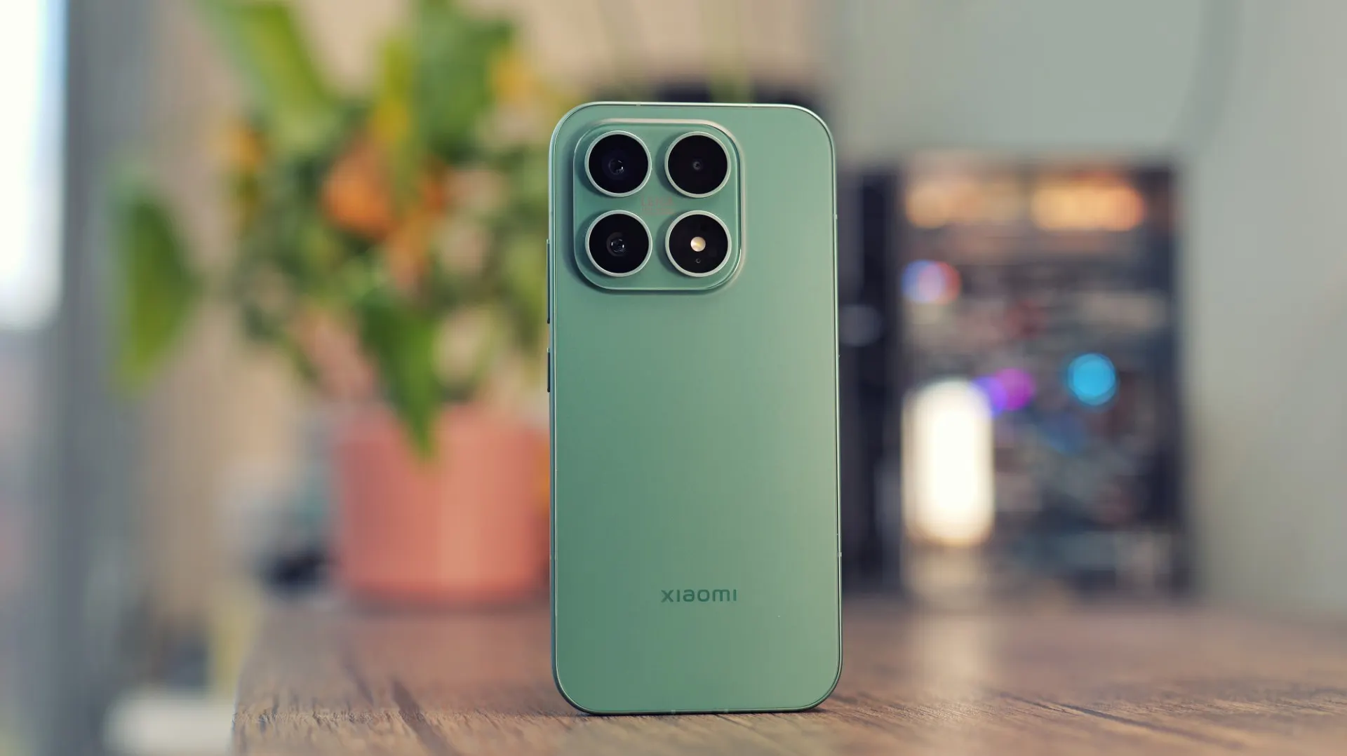 Этот Xiaomi — настоящий убийца iPhone 17 Pro. Мы знаем, где забрать его с максимальной выгодой
