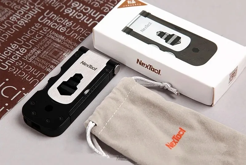 Лучший велосипедный мультитул Xiaomi сливают за гроши. В нём куча инструментов и целый набор бит