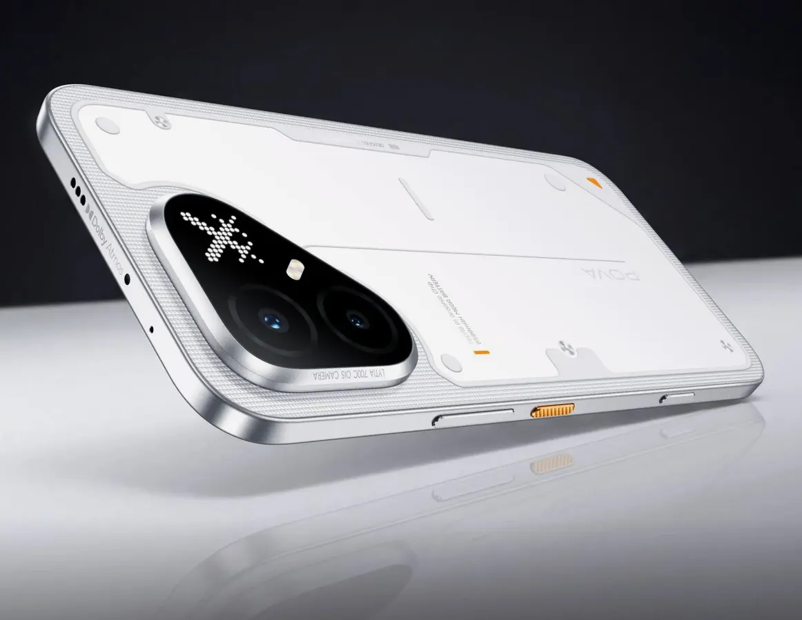 Представлен смартфон Tecno Pova 8 Pro. У него два дисплея и железо для геймеров