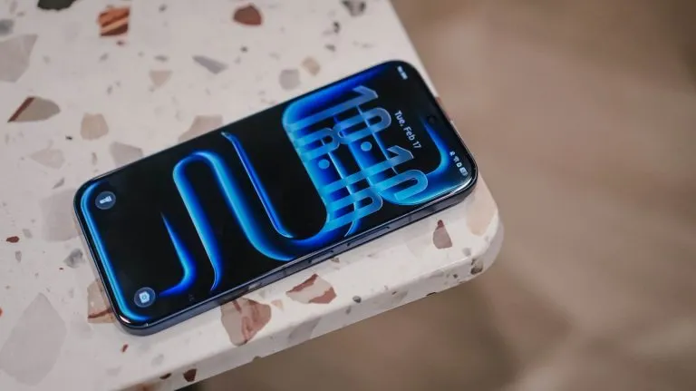 «Берите, не пожалеете». Сбалансированный Infinix внезапно подешевел