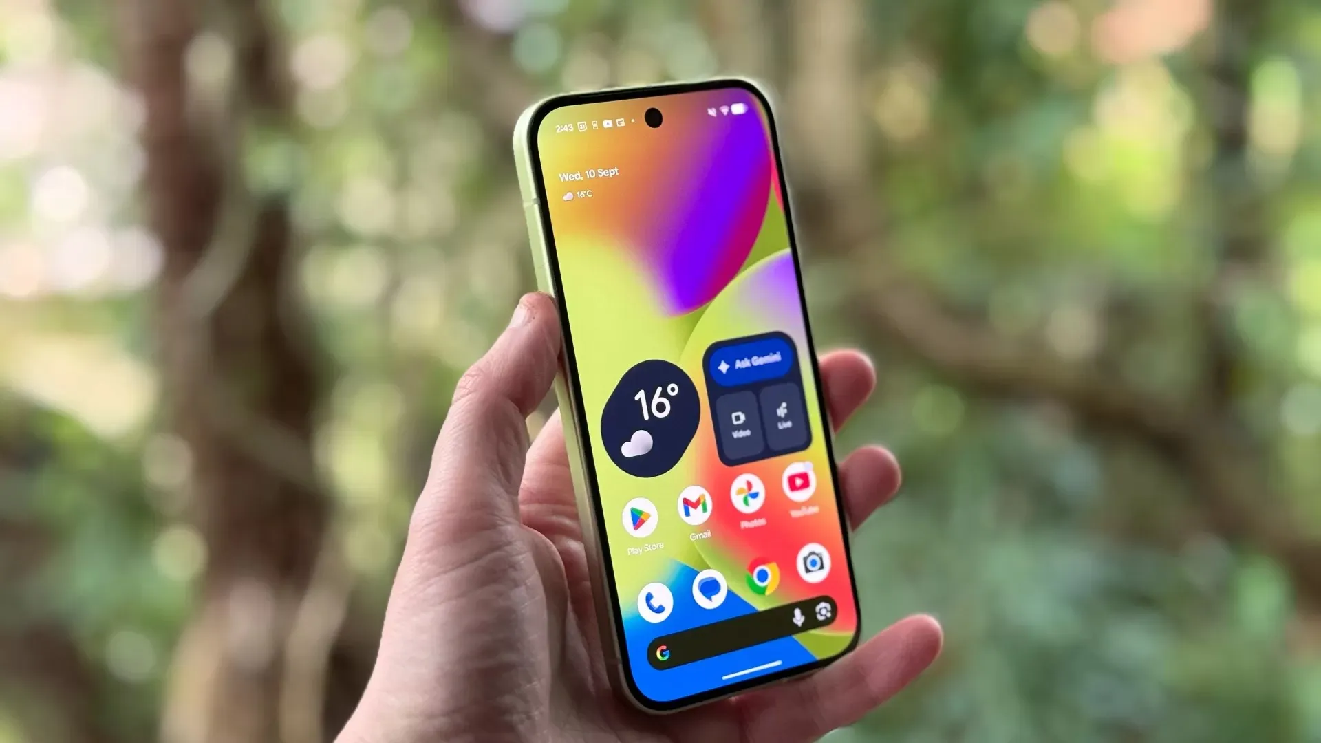 Компактный Google Pixel рухнул в цене. Это один из лучших камерофонов на рынке 