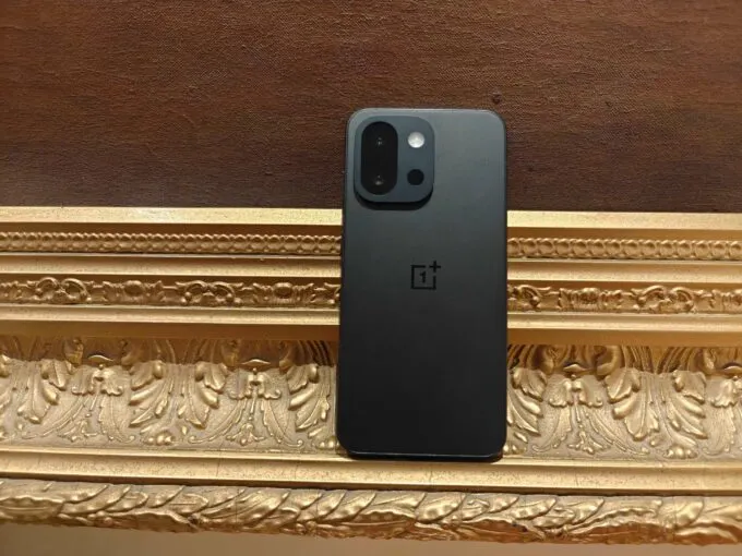 OnePlus 13S