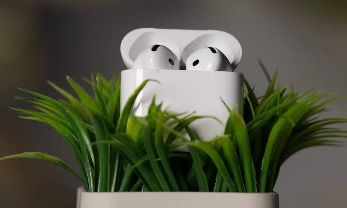 Что известно о наушниках AirPods 5? Их выпустят уже осенью