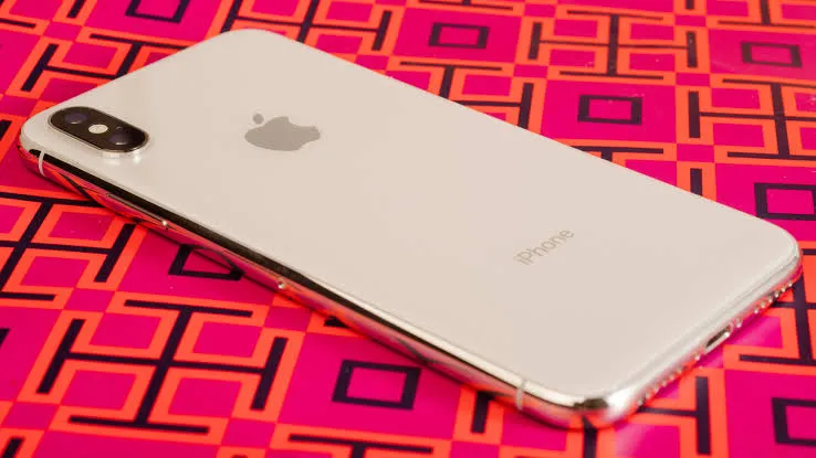 Легендарный iPhone официально устарел. Он изменил мир