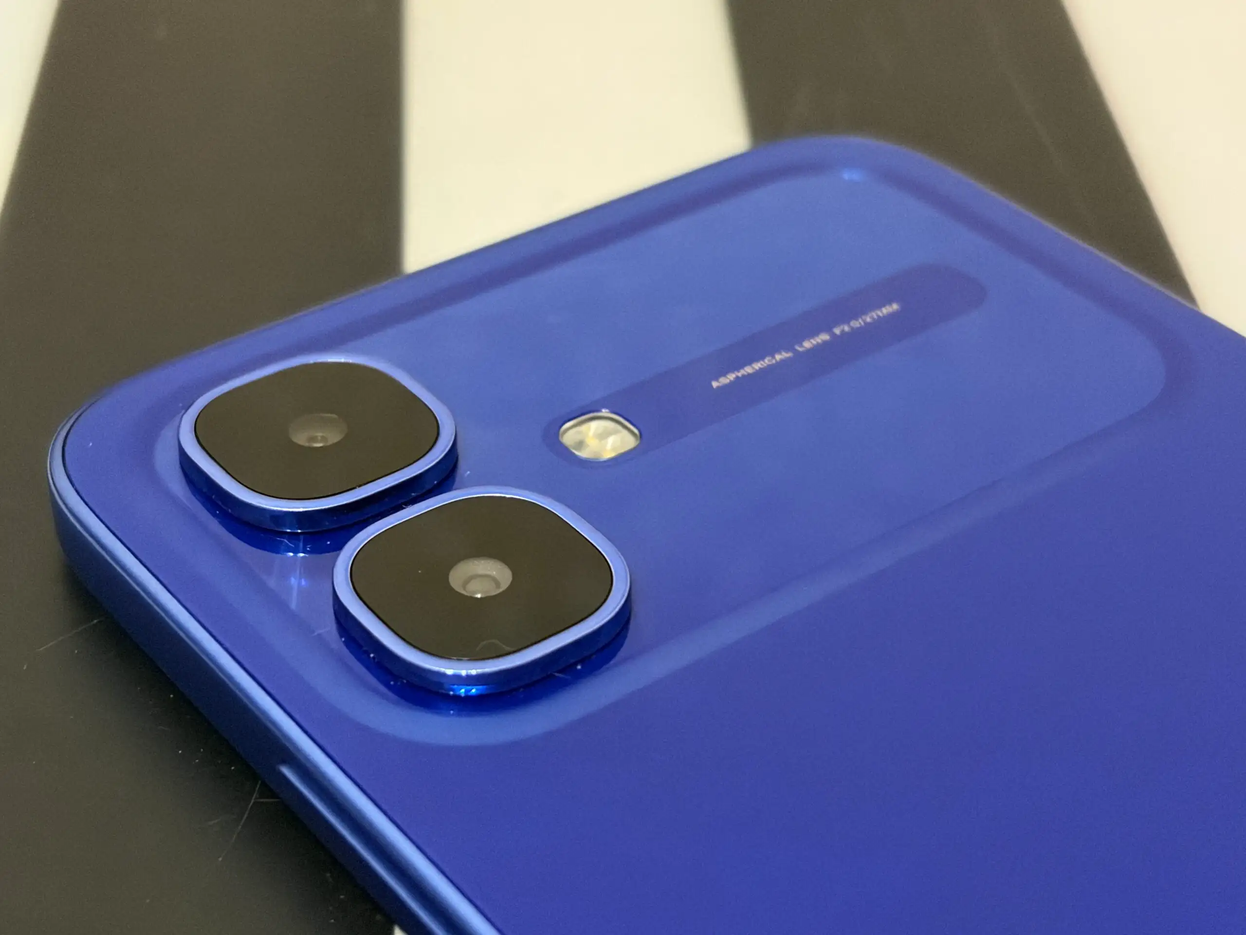 Смартфон Infinix Smart 20