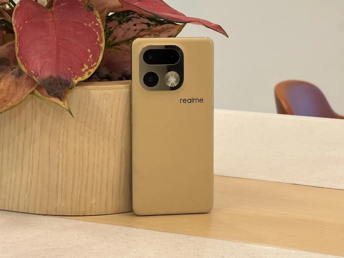 Realme 16 Pro+ нужно срочно брать, пока на Али такая скидка. Эксперт назвал его лучшим камерофоном за этот прайс
