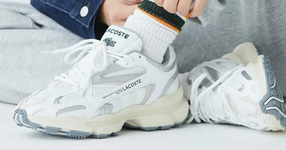 Эти кроссовки от Lacoste – настоящий стиль. Их можно урвать с мощными скидками