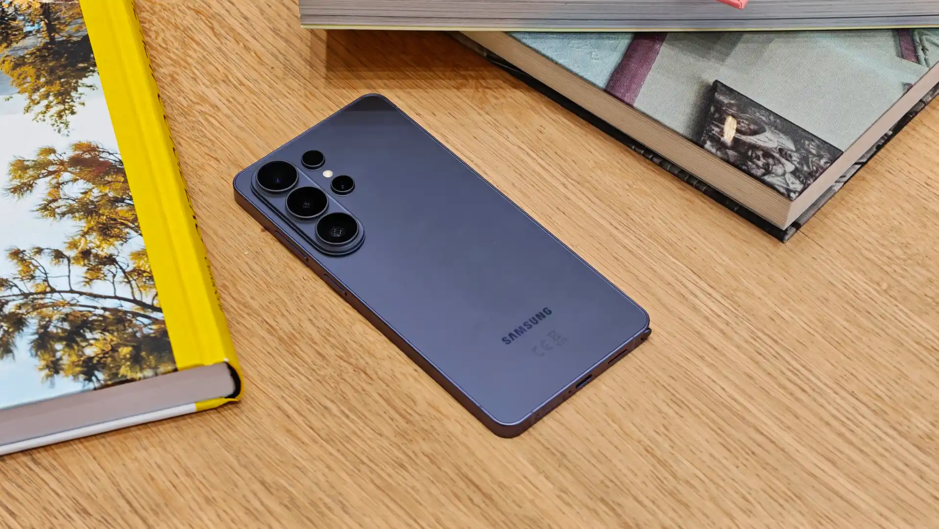 Выбраны лучшие смартфоны Samsung Galaxy. Здесь только проверенные устройства, а на остальные не стоит тратить деньги
