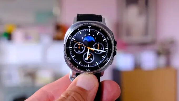 Samsung Galaxy Watch8 Classic 