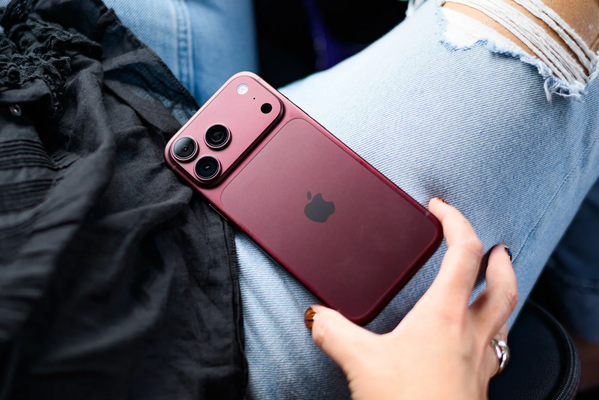 iPhone 18 Pro подешевел в России. Теперь он доступнее, чем в США