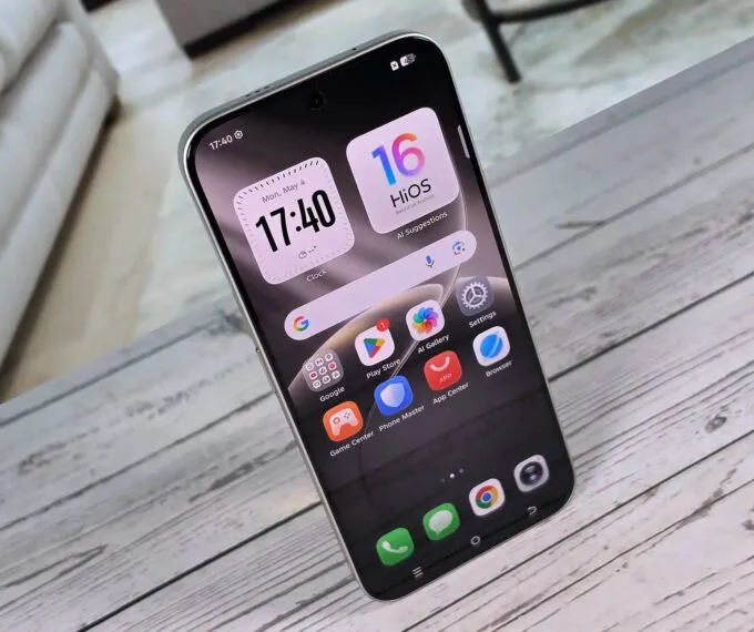 Tecno Camon 50