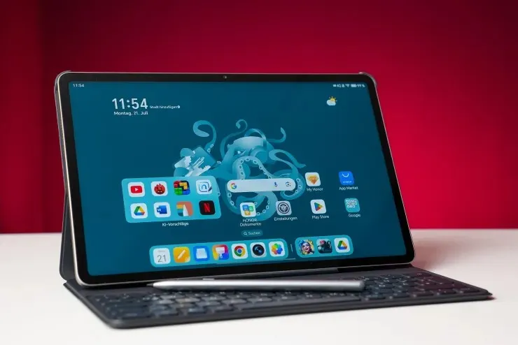 Об этом планшете Honor все забыли, а зря. Это идеальный прикроватный девайс 